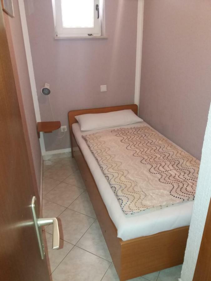Apartmani Nina Crikvenica Exterior photo